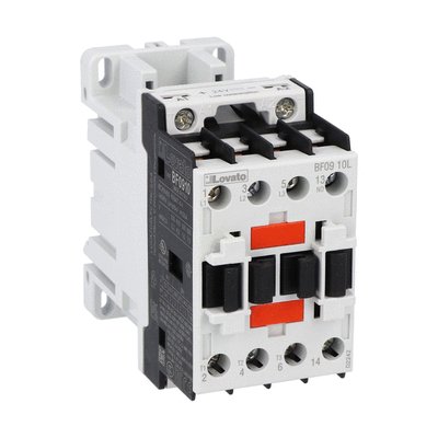 Three-pole contactor, IEC operating current Ie (AC3) = 9A, DC coil low consumption, 24VDC, 1NO auxiliary contact