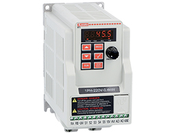 Frequenzumrichter, VT1-Serie, 1-phasige Versorgung 200…240VAC (50/60Hz). Integrierter RS485-Anschluss, EMV-Filter, Kat. C2, 0.4kW