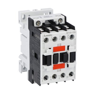 Three-pole contactor, IEC operating current Ie (AC3) = 9A, AC coil 50/60Hz, 24VAC, 1NC auxiliary contact